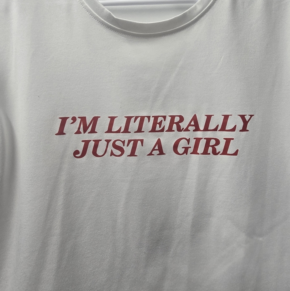 Womens M Crop Tee